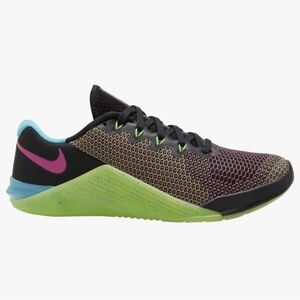 Women’s Nike Metcon 5 running shoes